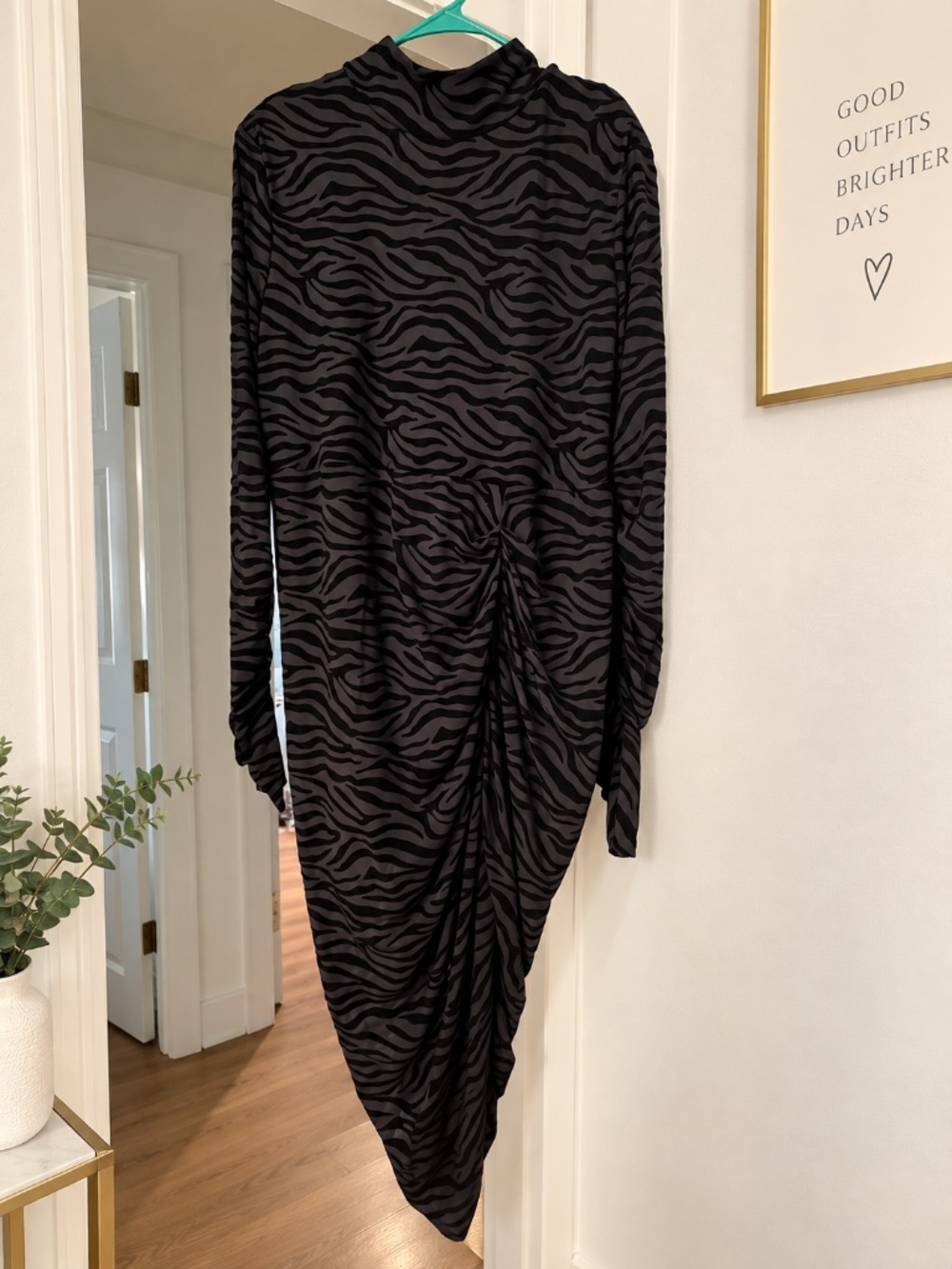 SHEIN Black Zebra Print Ruched Midi Dress – Long Sleeve
